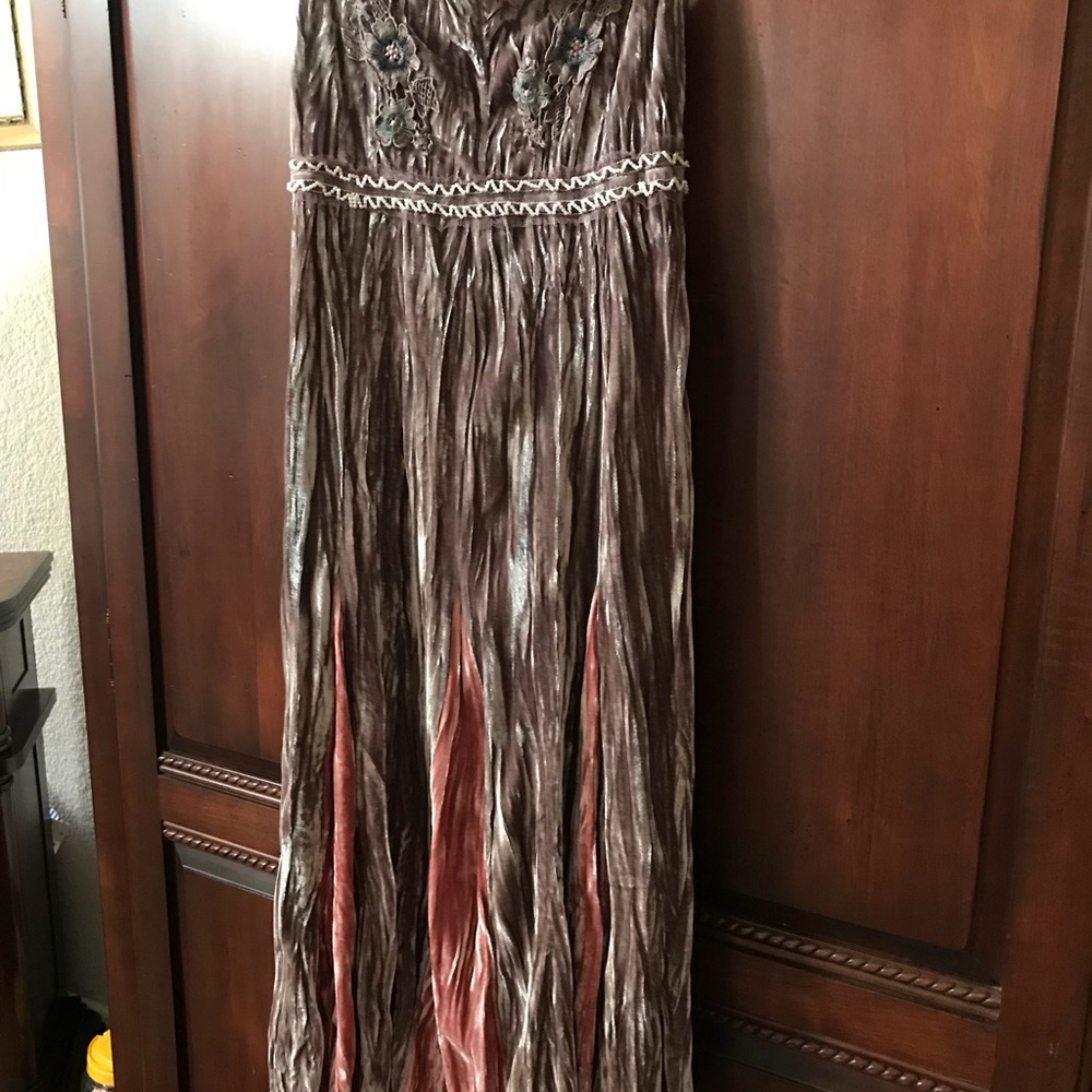 Kaity dress size small 150.00